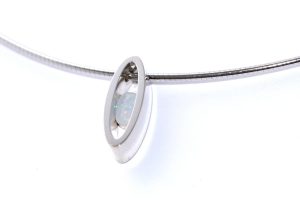 Hanger zilver met opaal Teun Design Wijchen