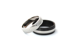 Trouwringen palladium zirkonium met acht briljanten Teuns Design goudsmid Wijchen