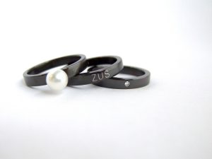 Zirkonium aanschuifringen Teuns Design goudsmid Wijchen