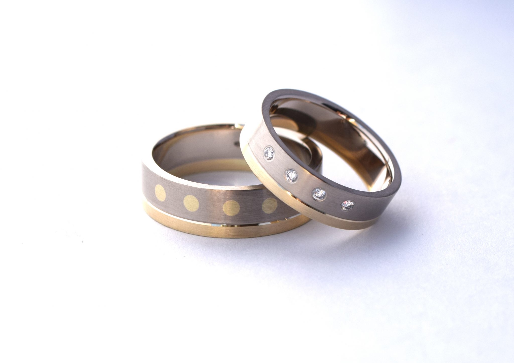 Gepersonaliseerde trouwringen Teuns Design goudsmid Wijchen en Nijmegen